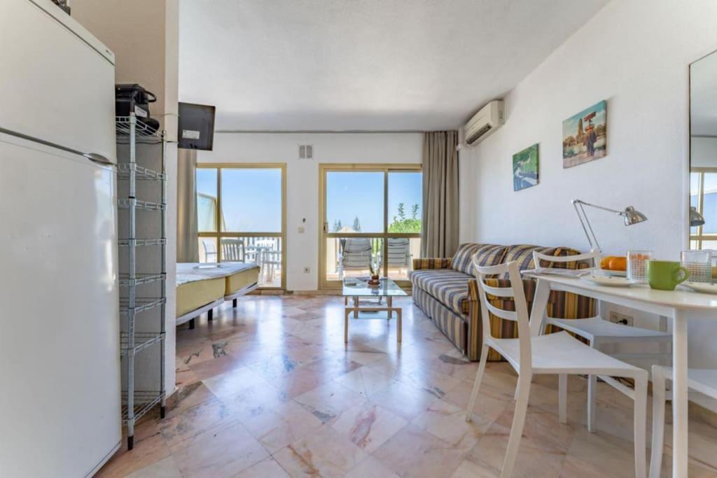 Ct 103 - Faro'S Romana Playa Studio 142 Marbella Bagian luar foto